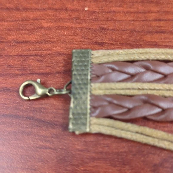 🌻 Sunflower Bracelet - Picture 4 of 7